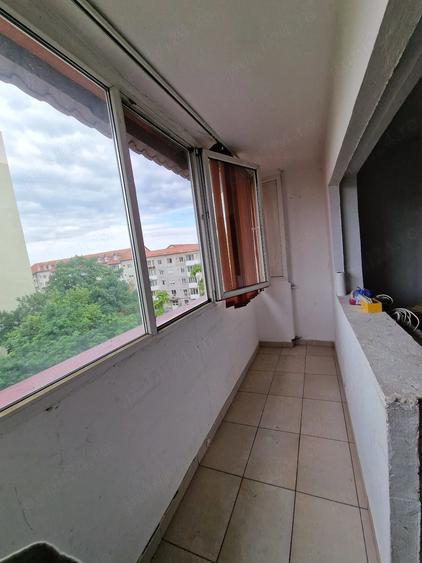 Apartament cu 2 camere semidecomandat în Dâmbovița