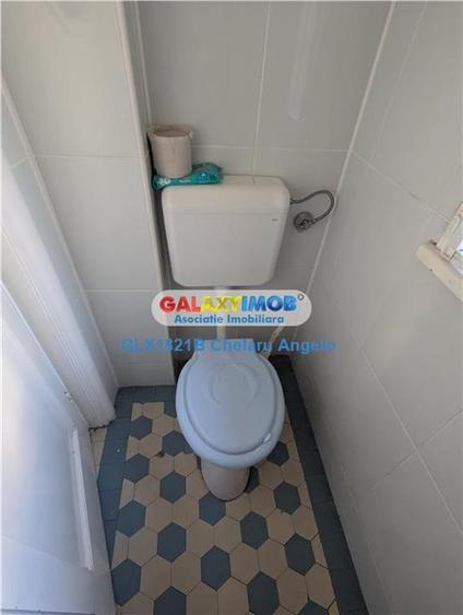 Apartament cu 7 camere decomandat în Unirii