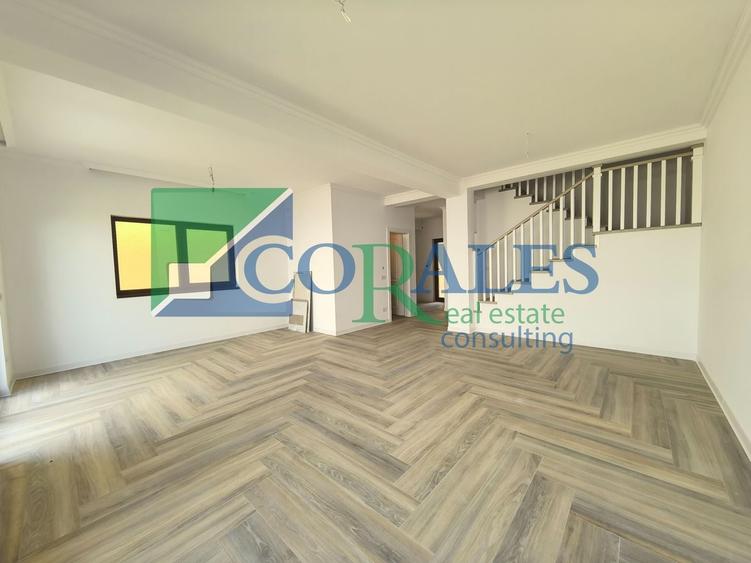 Duplex cu 4 camere cu Canalizare în Dâmbovița
