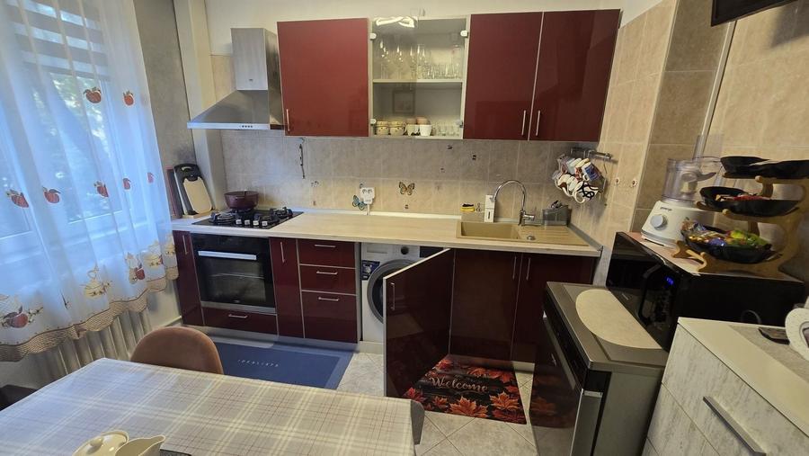 Apartament cu 2 camere decomandat, mobilat în Drumul Taberei