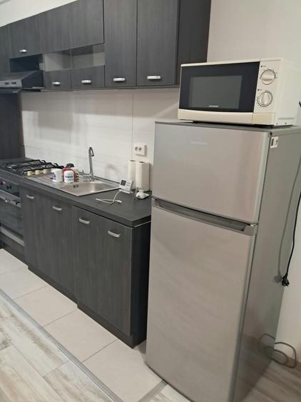 Apartament 2 camere de vanzare + parcare subterana - Floresti, zona Av - 6