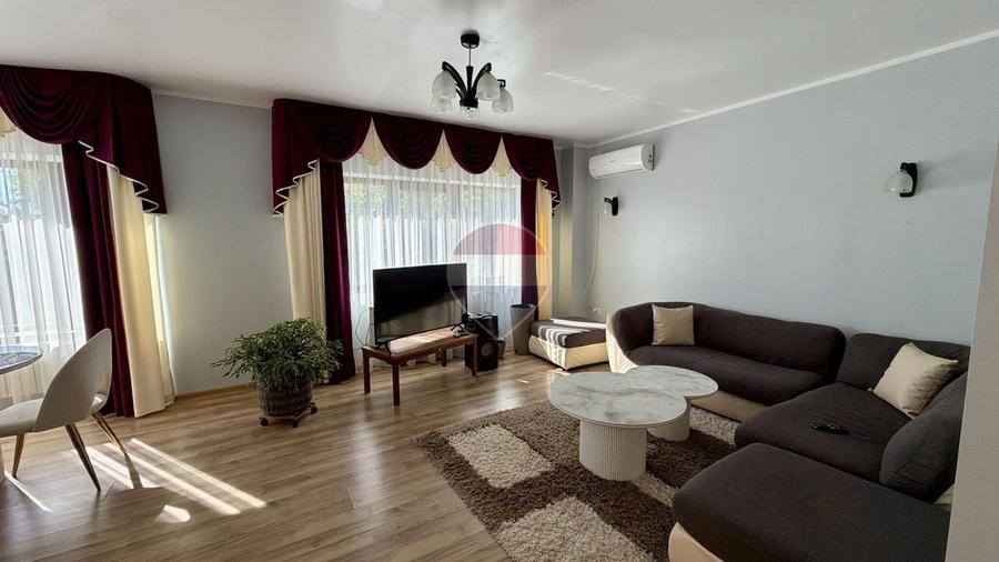 Casă individuală cu 4 camere cu Teren 1000 Mp în Periferie