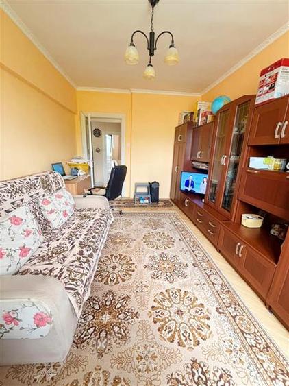 Apartament cu 2 camere decomandat, mobilat în Carierei