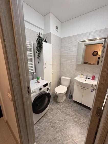 Apartament cu 2 camere semidecomandat în Chiajna