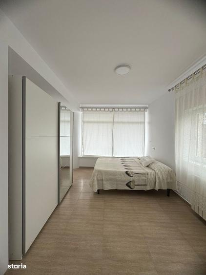 Casă cu 4 camere cu Teren 710 Mp în Central