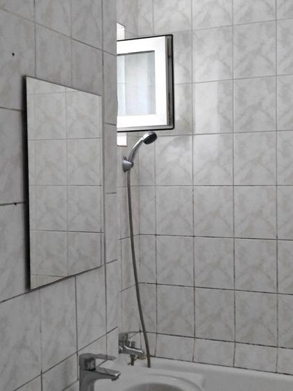 Apartament cu 2 camere semidecomandat în Costin Georgian