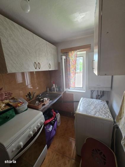 Casă cu 3 camere în Dealu