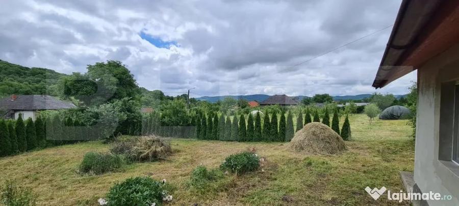 Casă cu 3 camere cu Teren 2900 Mp în Dej