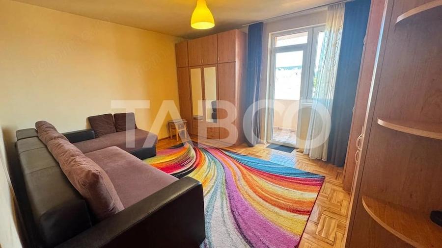 Apartament cu 2 camere decomandat în Lupeni
