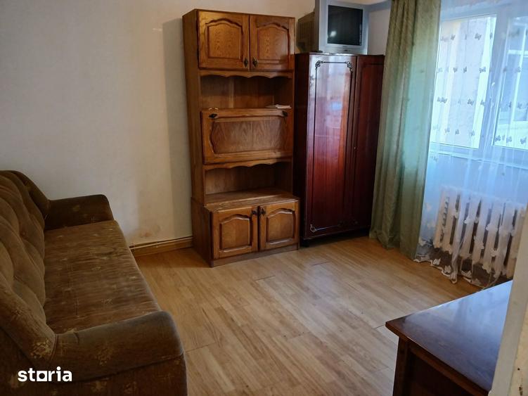 Apartament cu 2 camere decomandat în Grigorescu