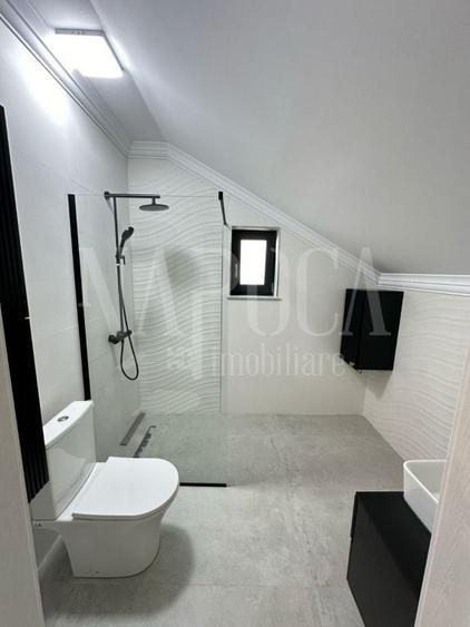 Casă individuală cu 4 camere cu Canalizare în Central