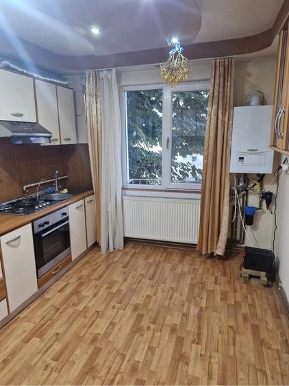 Apartament cu 2 camere decomandat în Ultracentral