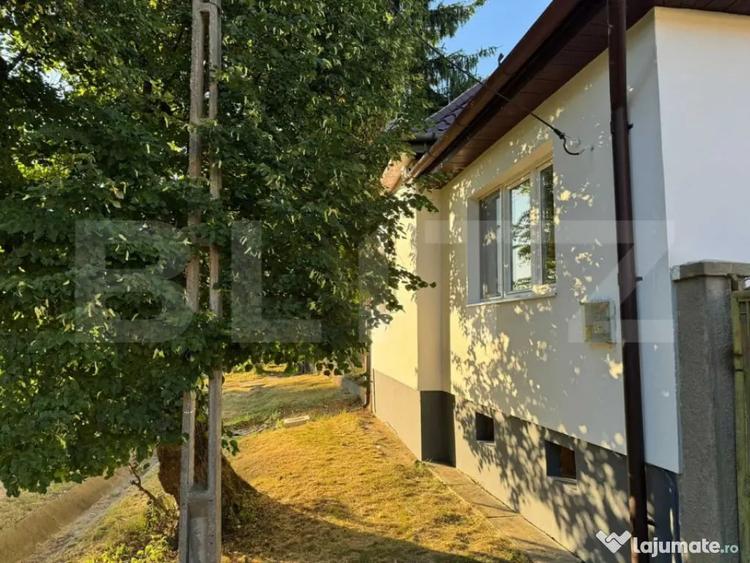Casă cu 3 camere cu Teren 2500 Mp în Teaca