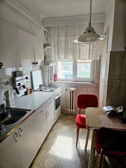 Apartament cu 3 camere decomandat în Exercițiu