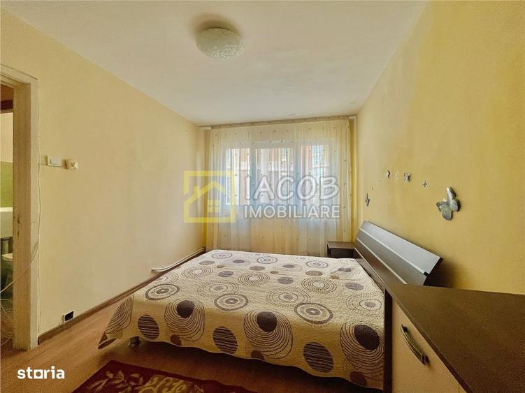 Apartament cu 2 camere semidecomandat, mobilat în Central
