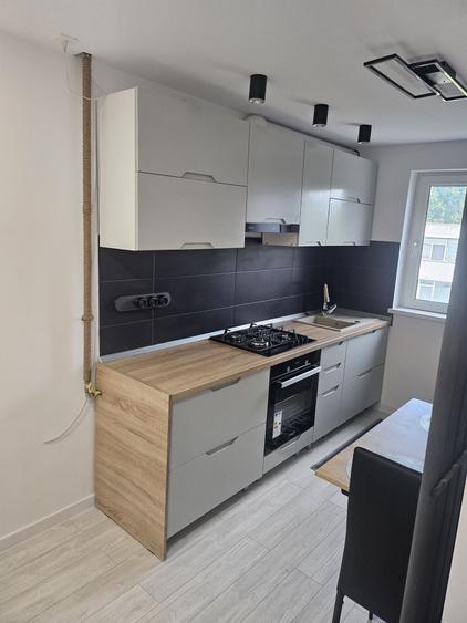Apartament cu 2 camere semidecomandat în Tomis Nord
