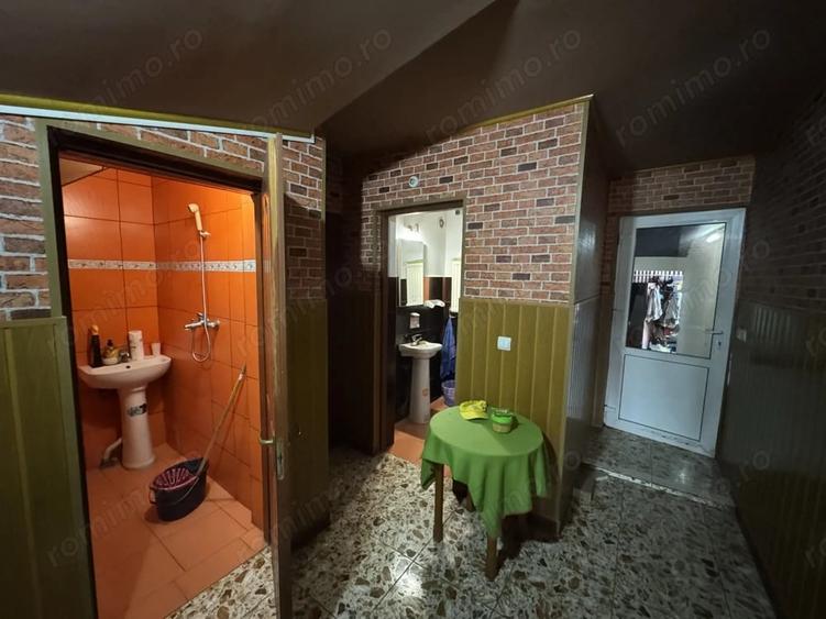 Casă cu 6 camere cu Teren 1768 Mp în Becicherecu Mic