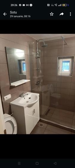 Apartament cu 3 camere decomandat în Stana