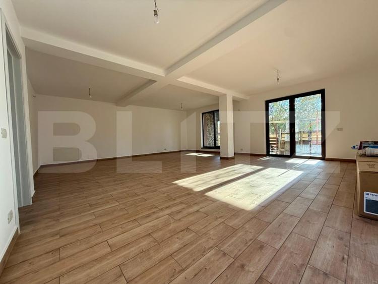 Duplex cu 5 camere cu Canalizare în Ghimbav