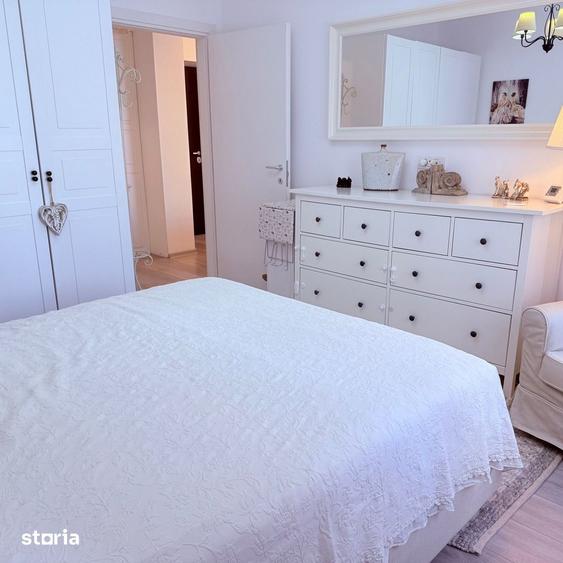 Apartament cu 2 camere semidecomandat, mobilat în Sud