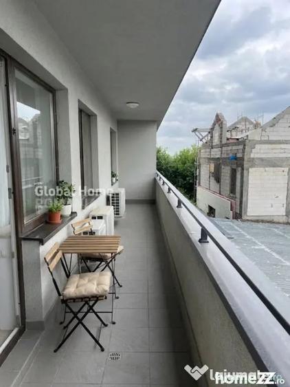 Apartament cu 3 camere decomandat, mobilat în Băneasa
