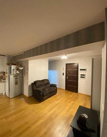 Apartament cu 2 camere semidecomandat, mobilat în Pipera