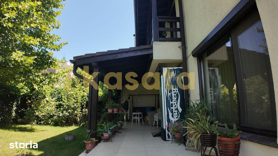 Casă cu 5 camere cu Teren 406 Mp în Central