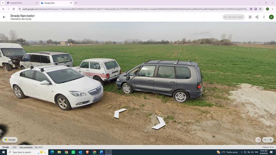 Teren de 2331 mp, în 1 Decembrie