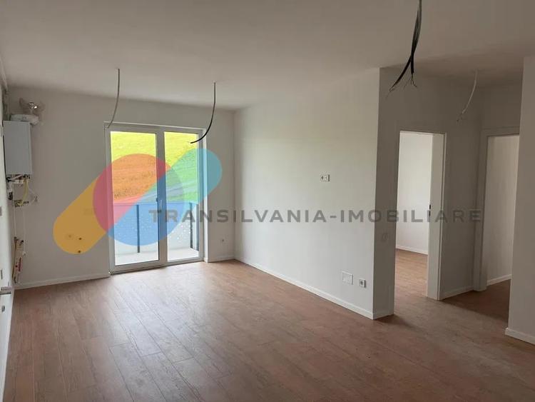 Apartament cu 3 camere semidecomandat în Apahida