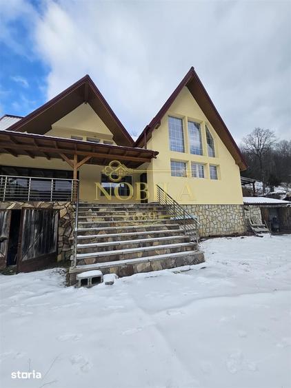 Spațiu comercial, de 218 mp, în Oituz