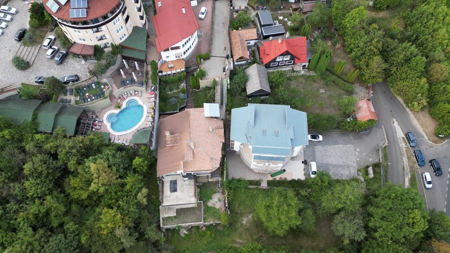 Casă cu 4 camere în Sud