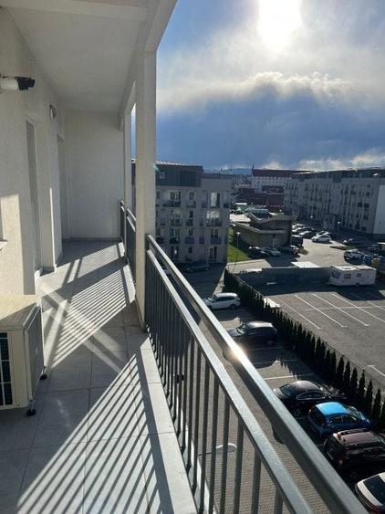 Apartament cu 3 camere, mobilat în Lazaret