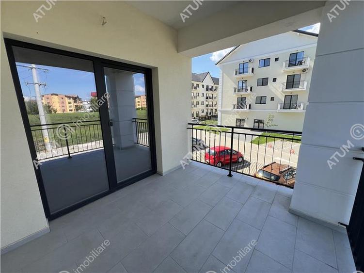 Apartament cu 3 camere decomandat în Șelimbăr