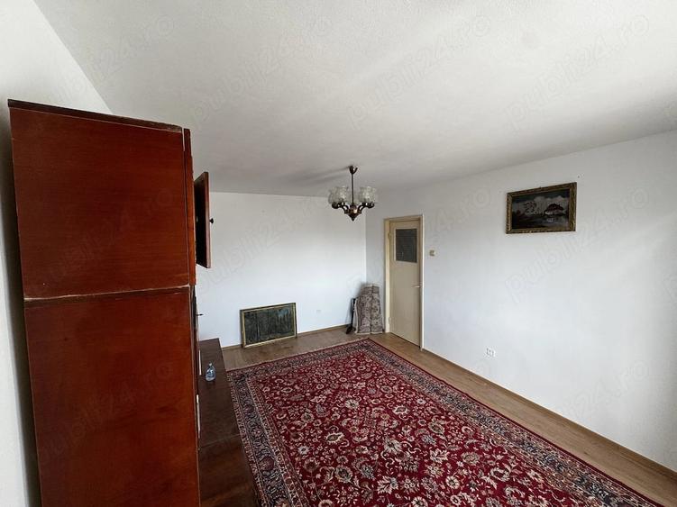 Apartament cu 2 camere decomandat în Sud
