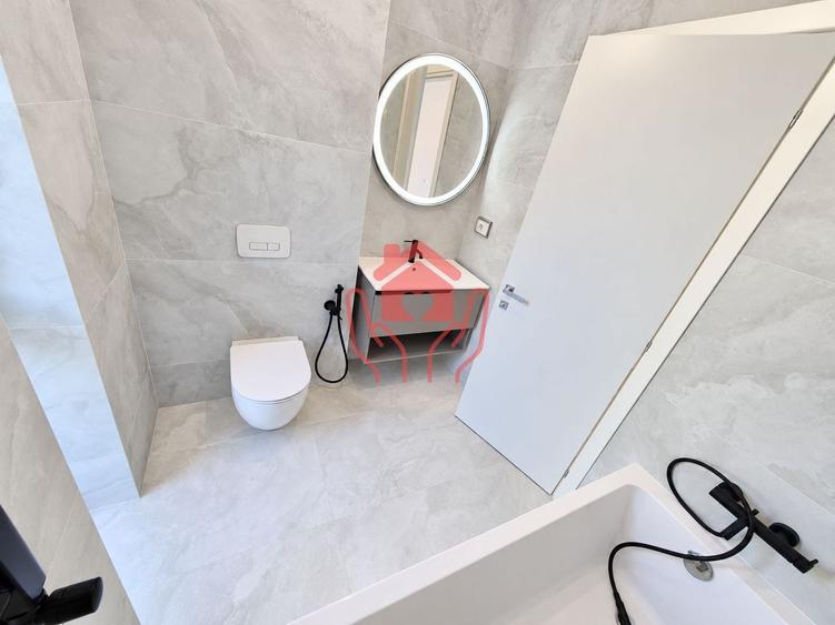 Apartament cu 3 camere semidecomandat în Iancu Nicolae