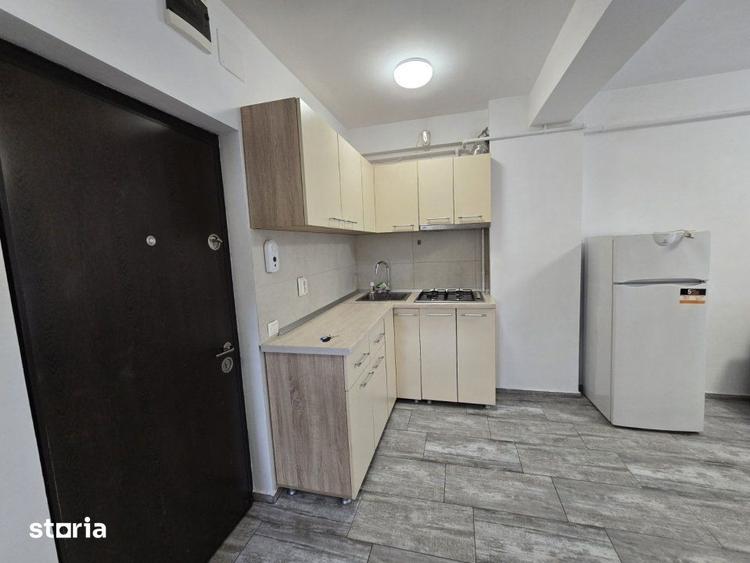 Apartament cu 2 camere, mobilat în Central