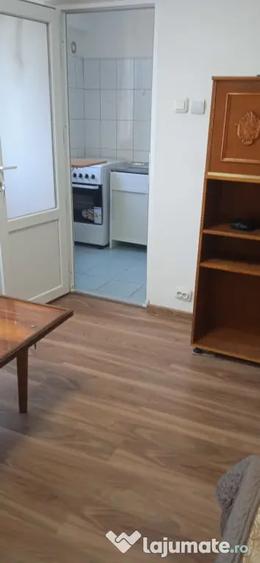 Garsonieră semidecomandată în Central