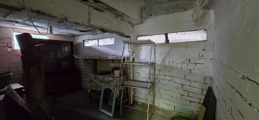 Casă individuală cu 2 camere cu Canalizare în Est