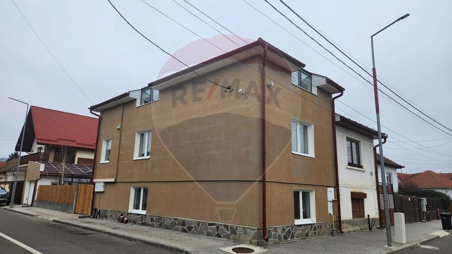 Casa / Vila cu 4 camere de vanzare in zona Central - 18
