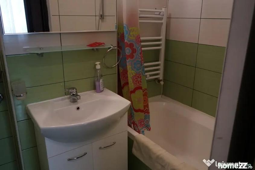 Apartament cu 2 camere semidecomandat în Calea Victoriei