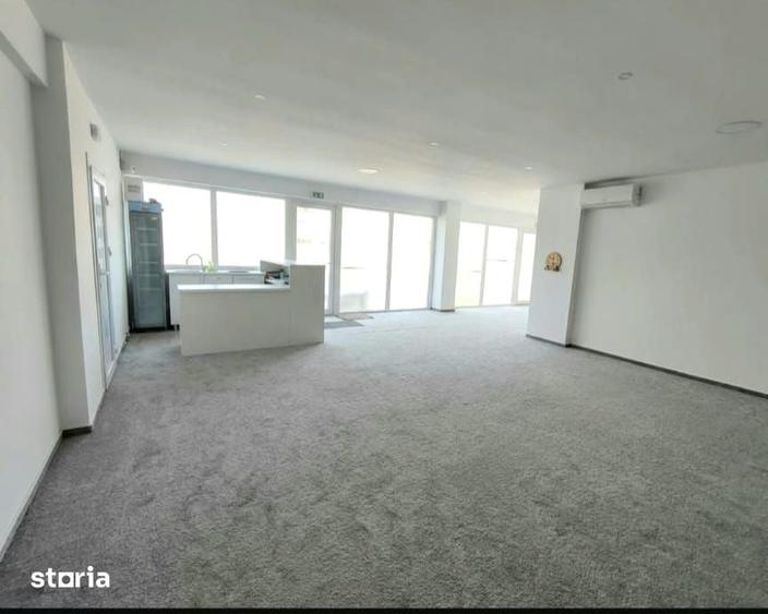 Spațiu comercial, de 116 mp, în Central