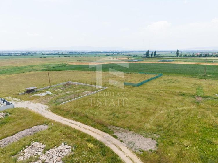 Teren Construcții intravilan de 733 mp, în Sânpetru