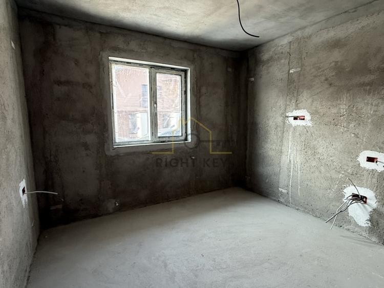 Duplex cu 3 camere cu Teren 250 Mp în Clinceni