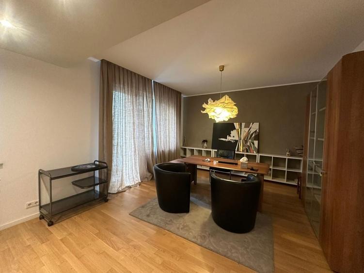 Apartament cu 3 camere în Polonă