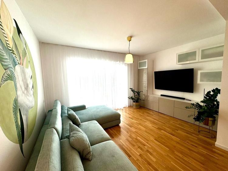 Casă cu 5 camere cu Piscina în Pipera