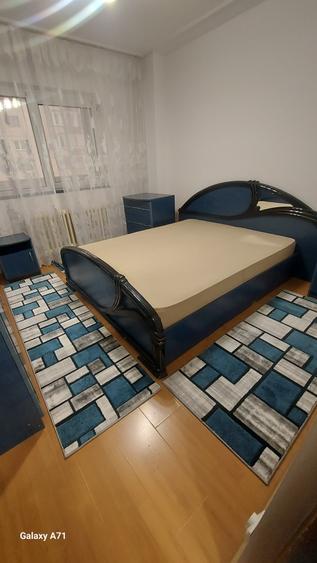 Apartament cu 3 camere semidecomandat, mobilat în Drumul Taberei