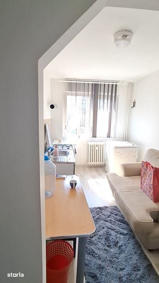 Apartament cu 2 camere în Podu Roș
