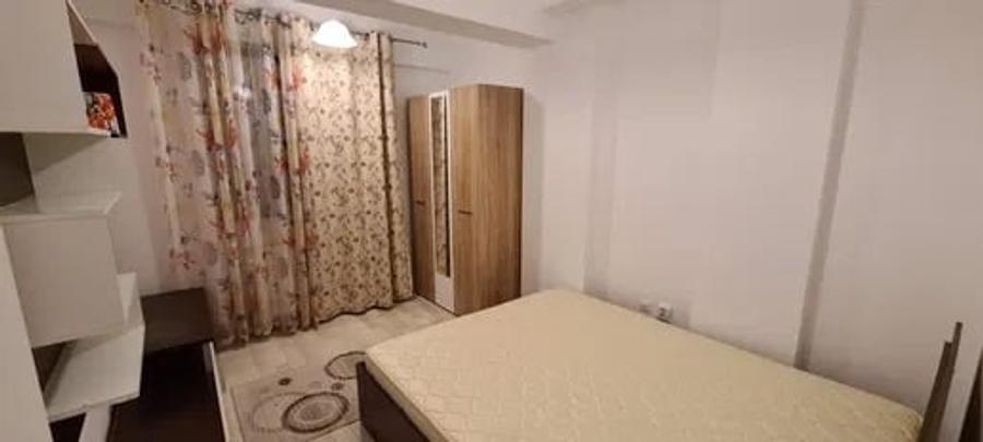 Apartament cu 2 camere semidecomandat, mobilat în Central