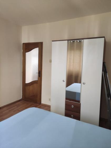 Apartament cu 2 camere decomandat, mobilat în Vasile Alecsandri