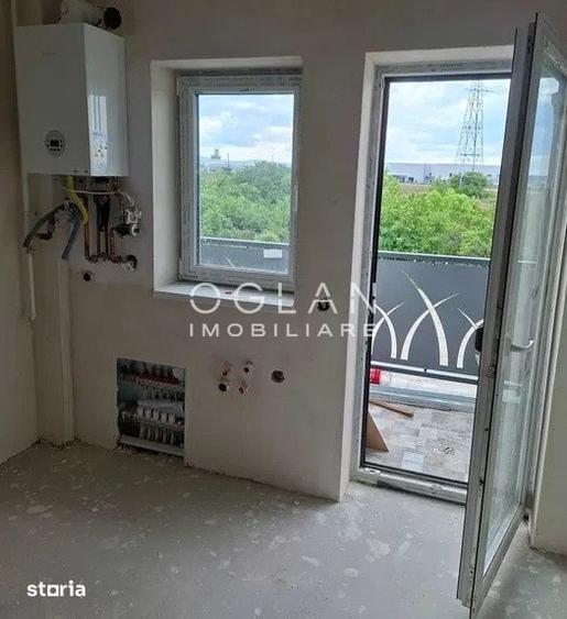 Apartament cu 4 camere decomandat în Turnișor